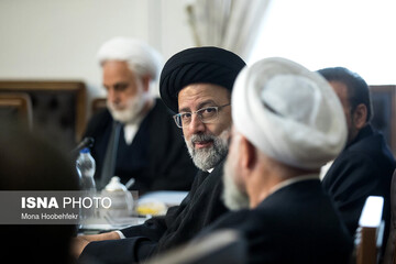 جلسه شورای عالی اقتصادی با حضور سران قوا