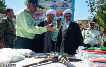 کشفیات 5 ماهه فرماندهی نیروی انتظامی استان فارس در سال 98