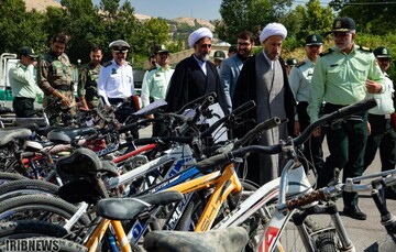 کشفیات 5 ماهه فرماندهی نیروی انتظامی استان فارس در سال 98