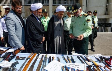 کشفیات 5 ماهه فرماندهی نیروی انتظامی استان فارس در سال 98