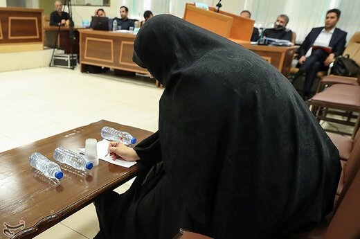 پنج سال بیکار بودم ولی الان همه رو سرکار گذاشتم! پنج سال بیکار بودم ولی الان همه رو سرکار گذاشتم!