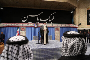 دیدار جمعی از موکب‌داران عراقی با رهبر معظم انقلاب اسلامی