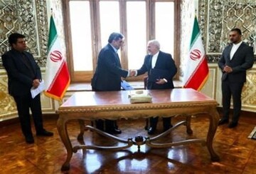 توافق حناچی و ظریف بر سر ساختمان‌های میدان مشق 