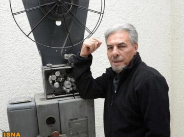 انتقاد یک تهیه‌کننده از نمایش سریع فیلم‌ها در شبکه‌های ماهواره‌ای