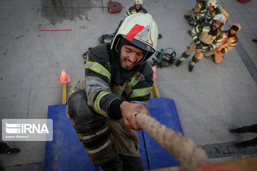 مسابقه عملیاتی ورزشی آتش‌نشانان تهران