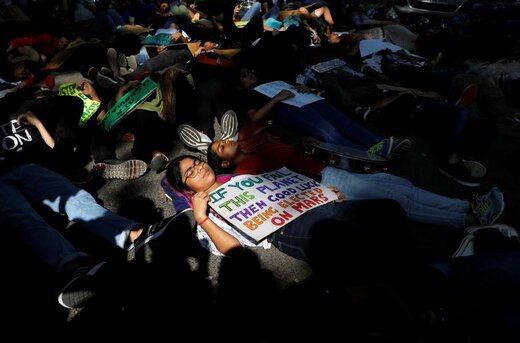 تظاهرات دانش آموزان و فعالان محیط زیست علیه تغییرات اقلیمی در هند 