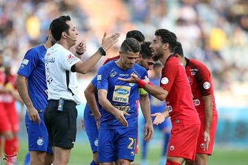 بازی تیم‌های پرسپولیس و استقلال در شهرآورد تهران