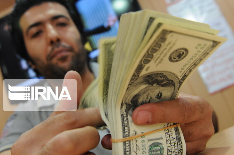 نرخ دلار در 2 مهر