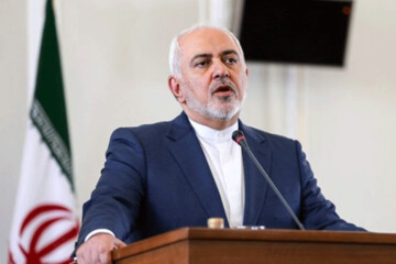 Zarif: Tehran open to discuss anything with Riyadh