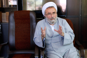 مسیح مهاجری: خطر تکثیر آدم هایی با ویژگی احمدی نژاد کاملا مشهود است/نتیجه انتخابات ۱۴۰۰ تقریبا مشخص است