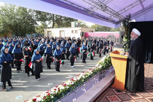 مراسم آغاز رسمی سال تحصیلی ۹۸ با حضور رئیس‌جمهور