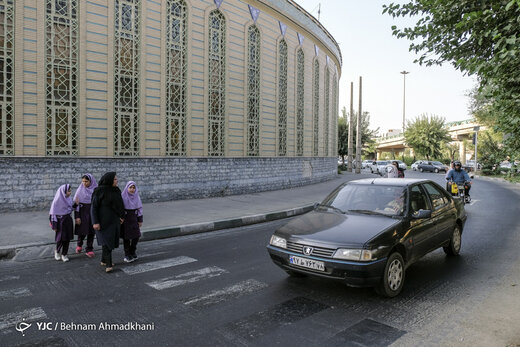 خیابان‌های تهران در اول مهر ۹۸