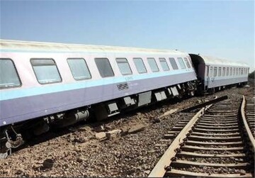 قطار زاهدان به تهران از ریل خارج شد