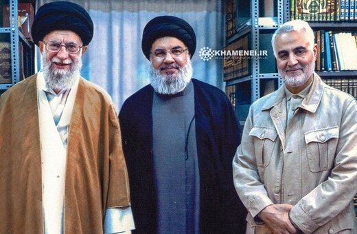 تصویری از سردار سلیمانی در اتاق عملیات جنگ تصویری از سردار سلیمانی در اتاق عملیات جنگ