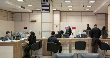 چند هزار شعبه مازاد بانکی در ایران فعالیت می‌کند؟