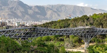 شهرداری تهران ۶۰ مجسمه از مشاهیر در اراضی عباس‌آباد نصب می‌کند
