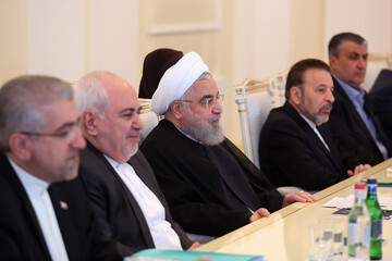 دیدار روحانی با نخست‌وزیر ارمنستان
