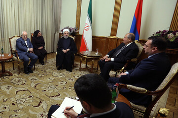 دیدار روحانی با رئیس‌جمهور ارمنستان