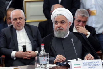 «پاتک» به تحریم‌ها با توپخانه اوراسیایی/ «پلن بی» روحانی مقابل ترامپ