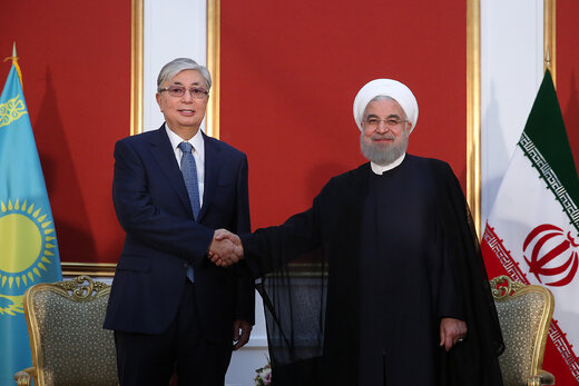دیدار روحانی با رئیس‌جمهور قزاقستان