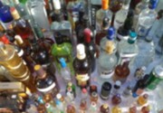 فروشنده مشروب تقلبی بخاطر مرگ یک زن بازداشت شد