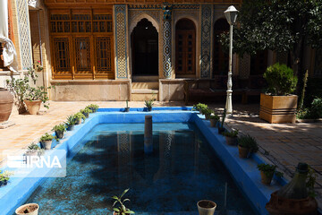 گذری در محله تاریخی سنگ سیاه شیراز
