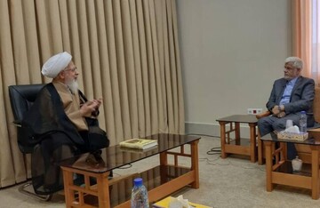 آیت‌الله جوادی‌آملی: برخی در کشور دهه غارت و چپاول راه انداخته‌اند/ غارت‌ها در تقویم سیاسی ثبت شود تا از یادها نرود