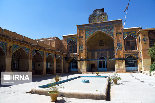 گذری در محله تاریخی سنگ سیاه شیراز