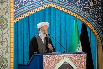 آیت الله امامی کاشانی خطیب نماز جمعه تهران