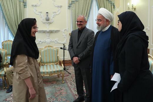 رئیس‌جمهور در مراسم تجلیل از دانش‌آموزان مدال‌آور المپیادهای علمی جهانی سال 2019