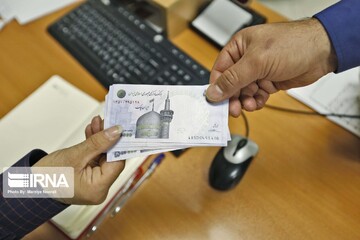میزان افزایش نرخ ارز در دولت احمدی‌نژاد چقدر بود؟ / چگونگی تقویت ۴۰ درصدی پول ملی در دولت روحانی