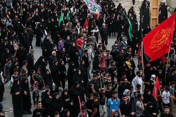 حرکت کاروان پیاده‌روی ۴۰ هزار نفری اهواز