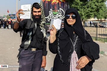 زائران اربعین حسینی در مرز مهران