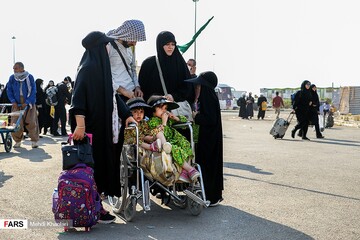 زائران اربعین حسینی در مرز مهران