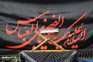 استقبال مرزبانان هنگ مرزی آستارا از زائران خارجی اربعین
