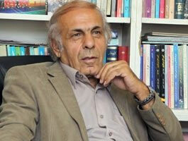  وکیل دادگستری:اینکه فردی را قبل از محاکمه به تلویزیون بیاورند و علیه خودش اعتراف کند،خلاف قانون است