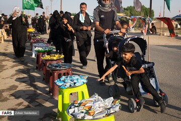 زائران اربعین حسینی در منطقه چبایش عراق