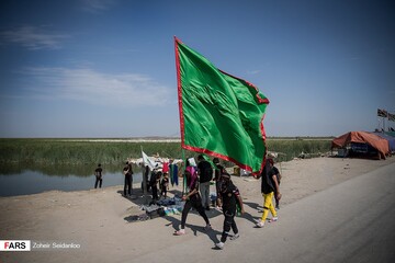 زائران اربعین حسینی در منطقه چبایش عراق