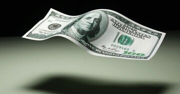 دلار در آستانه ورود به کانال ۱۰ هزار تومانی