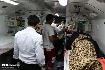 انتقال زائران مصدوم در تصادفات عراق به مهران