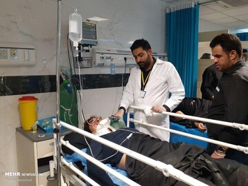 انتقال زائران مصدوم در تصادفات عراق به مهران