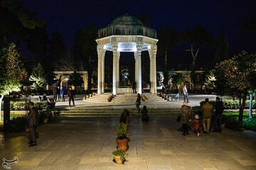 آرامگاه حافظ