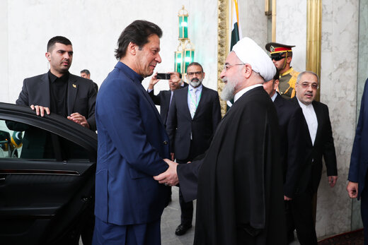 استقبال روحانی از نخست وزیر پاکستان
