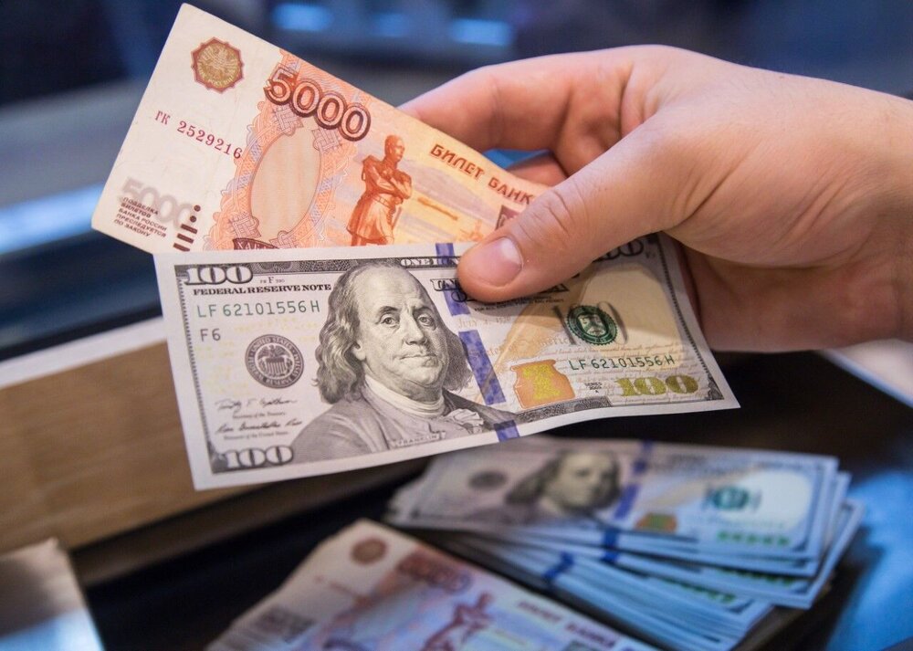 روبل در تیررس تحریم‌های آمریکا/ پول ملی روسیه در بازار تهران چند قیمت خورد؟