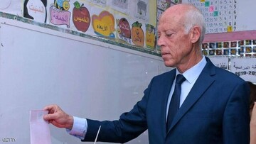تونس صاحب یک رئیس جمهور قانونمند شد