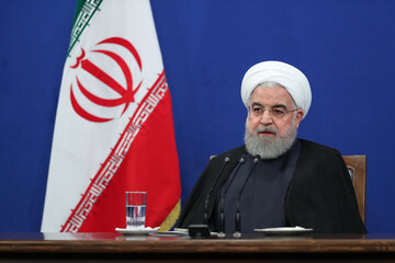 Pres. Rouhani: Iran overcomes critical situations with intelligence, resistance
