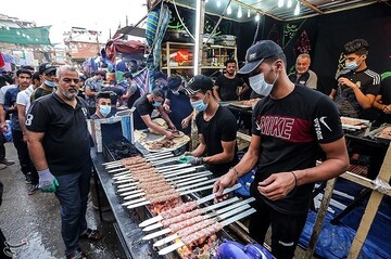 موکب‌های خدمت رسانی به زائرین اربعین حسینی در اطراف بین‌الحرمین