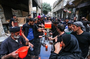 موکب‌های خدمت رسانی به زائرین اربعین حسینی در اطراف بین‌الحرمین