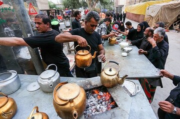موکب‌های خدمت رسانی به زائرین اربعین حسینی در اطراف بین‌الحرمین