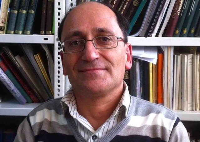 واکنش یک استاد دانشگاه به خبر ممنوعیت سگ‌گردانی در شهر/ قانون سگ‌داری وضع کنید؛ از گرفتن مالیات سنگین تا منع غذارسانی به سگ بلاصاحب